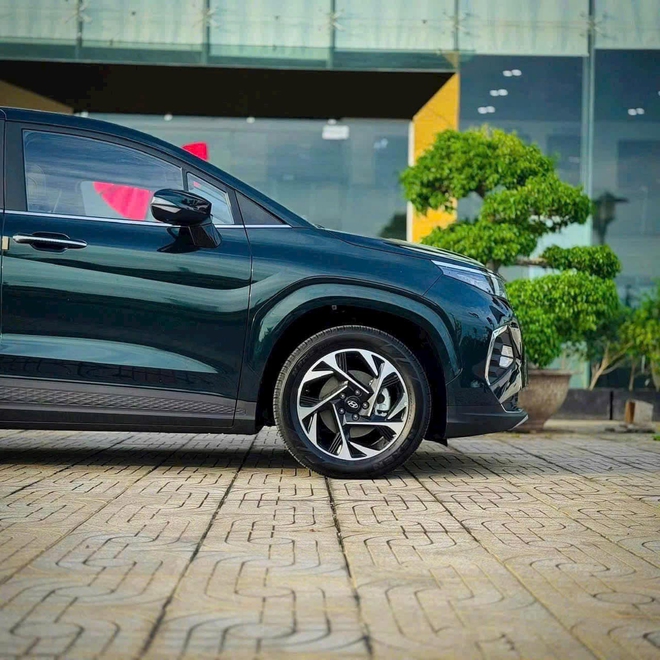 Hyundai Custin thêm bản mới trang bị như bản cao nhất, chỉ khác động cơ, giá thấp hơn 49 triệu - Ảnh 7.