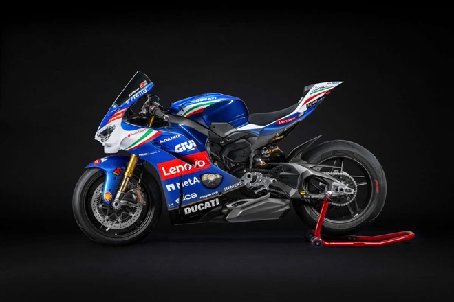 Ducati Panigale V4 Tricolore Italia ra mắt nhằm t&ocirc;n vinh đội tuyển thể thao &Yacute; - Ảnh 3.