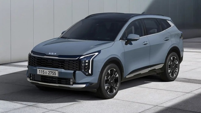 Kia Sportage 2025 bản ngắn lộ diện không che trên đường: Khác biệt rõ từ bên hông, dễ ‘giẫm chân’ Seltos nếu giá rẻ hơn hẳn - Ảnh 1.