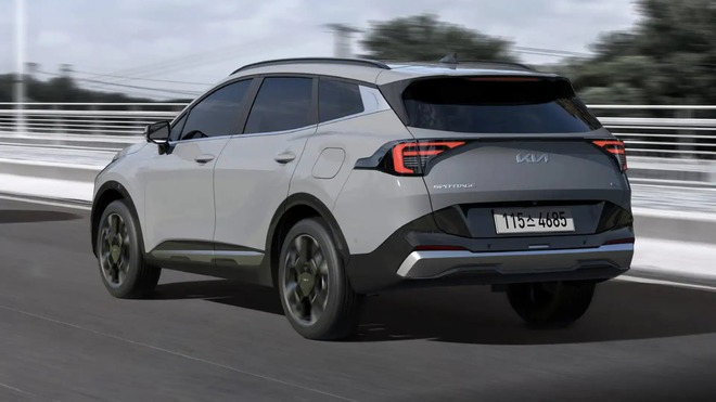 Kia Sportage 2025 bản ngắn lộ diện không che trên đường: Khác biệt rõ từ bên hông, dễ ‘giẫm chân’ Seltos nếu giá rẻ hơn hẳn - Ảnh 2.