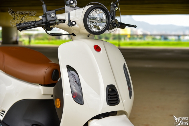 Ở Việt Nam có 2 mẫu xe tay ga vừa ra mắt: Một mẫu ăn xăng 1,9L/100km, một mẫu khỏe bằng 3 lần Vision - Ảnh 2.