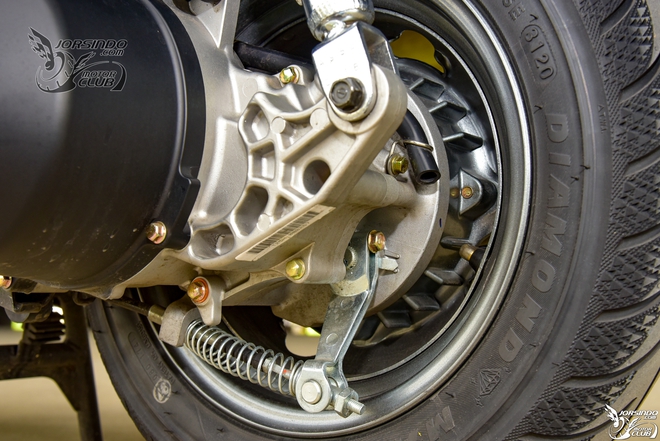 Ở Việt Nam có 2 mẫu xe tay ga vừa ra mắt: Một mẫu ăn xăng 1,9L/100km, một mẫu khỏe bằng 3 lần Vision - Ảnh 12.