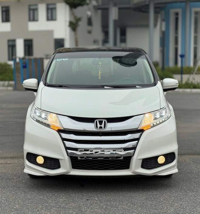 Honda Odyssey bán lại giá 855 triệu đồng, ngang Innova Cross ‘đập hộp’: Cùng phân khúc Carnival, có ghế thương gia - Ảnh 3.