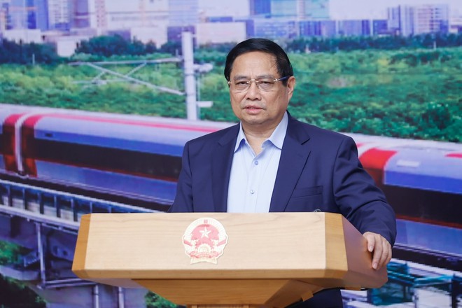 Thủ tướng phát biểu tại phiên họp thứ hai của Ban Chỉ đạo các công trình trọng điểm, dự án quan trọng quốc gia lĩnh vực đường sắt. Ảnh: VGP