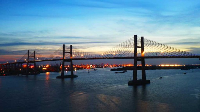 Màn lột xác ngoạn mục: Từ "ốc đảo" đến "trục giao thông vàng" Việt Nam - Ảnh 8.