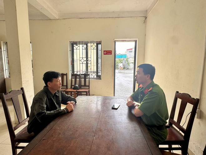 Củng cố hồ sơ xử lý người nhà bệnh nhân hành hung y bác sĩ trong lúc cấp cứu - Ảnh 2. Củng cố hồ sơ xử lý người nhà bệnh nhân hành hung y bác sĩ trong lúc cấp cứu - Ảnh 2.