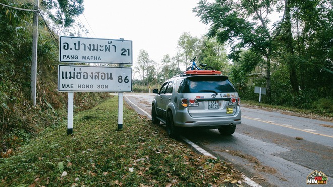 Dùng cùng lúc Colorado, Fortuner, chủ xe chia sẻ: 'Bán tải hay hơn Ranger, SUV chạy xuyên Đông Nam Á vẫn ngon, không dễ lật như lời đồn' - Ảnh 7.