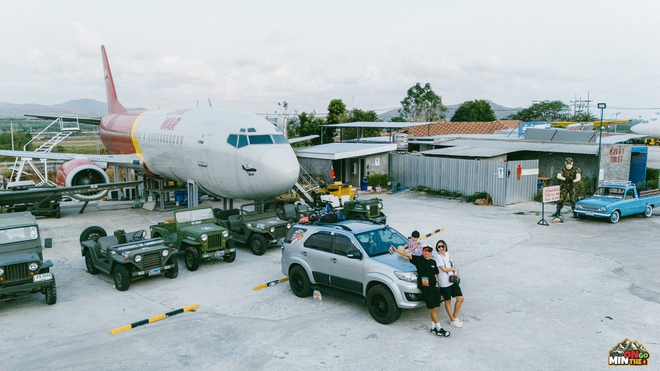 Dùng cùng lúc Colorado, Fortuner, chủ xe chia sẻ: 'Bán tải hay hơn Ranger, SUV chạy xuyên Đông Nam Á vẫn ngon, không dễ lật như lời đồn' - Ảnh 11.