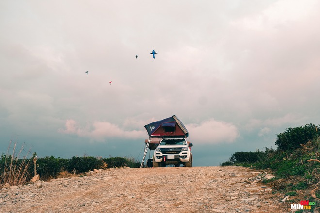 Dùng cùng lúc Colorado, Fortuner, chủ xe chia sẻ: 'Bán tải hay hơn Ranger, SUV chạy xuyên Đông Nam Á vẫn ngon, không dễ lật như lời đồn' - Ảnh 19.