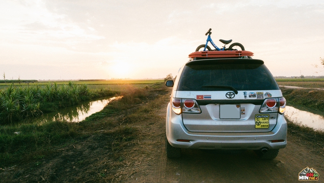 Dùng cùng lúc Colorado, Fortuner, chủ xe chia sẻ: 'Bán tải hay hơn Ranger, SUV chạy xuyên Đông Nam Á vẫn ngon, không dễ lật như lời đồn' - Ảnh 6.