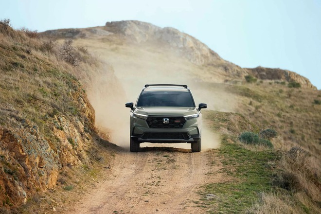 Honda CR-V 2025 ra mắt: Th&ecirc;m bản offroad 204hp, ngay từ bản base đ&atilde; c&oacute; m&agrave;n 9inch v&agrave; 1 option rất quen thuộc - Ảnh 7.