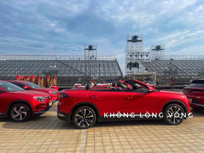 Cơ hội xem tận mắt bộ đôi VinFast VF 8 mui trần tại Hải Phòng: Thiết kế như xe thương mại, có 2 phiên bản - Ảnh 7.