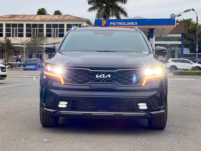 Giá Kia Sorento lần đầu giảm dưới mốc 900 triệu tại đại lý: Rẻ nhất phân khúc, ngang CX-5 bản tầm trung, dọn kho chờ bản mới sắp ra mắt - Ảnh 5.