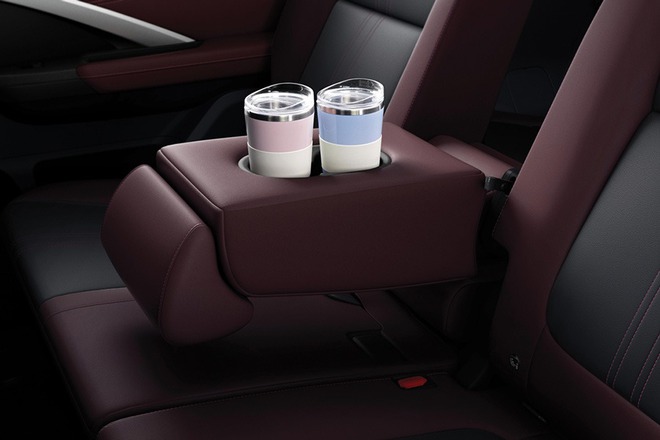 Mitsubishi Xpander 2025 ra mắt: Lưới tản nhiệt mới, m&agrave;n h&igrave;nh to hơn, th&ecirc;m t&uacute;i kh&iacute;, c&oacute; camera 360, gi&aacute; quy đổi khiến người Việt ao ước - Ảnh 26.