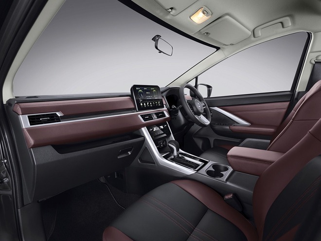 Mitsubishi Xpander 2025 ra mắt: Lưới tản nhiệt mới, m&agrave;n h&igrave;nh to hơn, th&ecirc;m t&uacute;i kh&iacute;, c&oacute; camera 360, gi&aacute; quy đổi khiến người Việt ao ước - Ảnh 17.