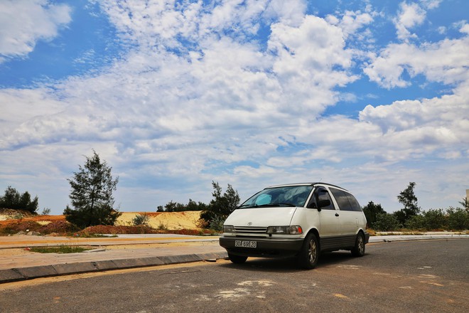 Đem Toyota Previa 35 năm tuổi lên rừng, xuống biển, chủ xe chia sẻ: ‘Biết chăm thì đi bao nhiêu, đời sâu mấy cũng chạy tốt’ - Ảnh 20.