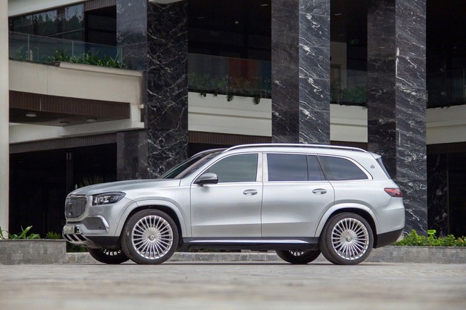 Chiếc xe trông giống Mercedes-Maybach GLS 600 này có giá bán lại gần 3,8 tỷ đồng: Chủ cũ độ nhiều chi tiết nhưng chừa lại nội thất 'zin' - Ảnh 6.
