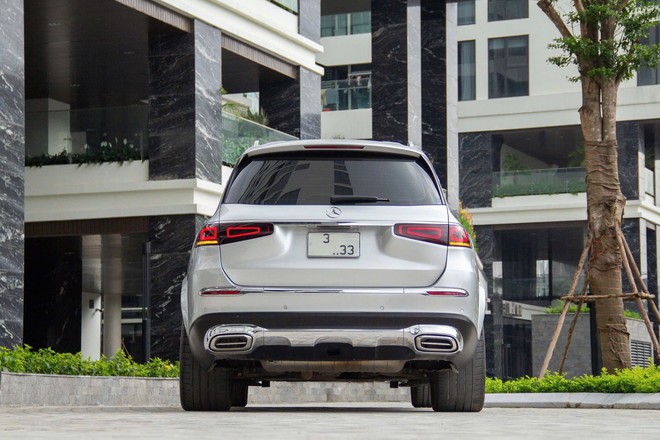 Chiếc xe trông giống Mercedes-Maybach GLS 600 này có giá bán lại gần 3,8 tỷ đồng: Chủ cũ độ nhiều chi tiết nhưng chừa lại nội thất 'zin' - Ảnh 7.