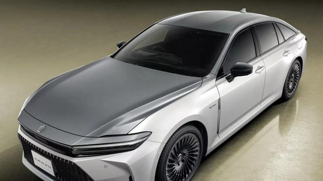Toyota Crown ra phiên bản đặc biệt hai tông màu như Maybach - Ảnh 2.