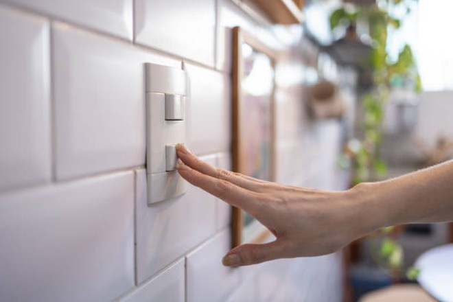 Thứ ai cũng nghĩ sạch nhưng được ví như “ổ chứa” vi khuẩn: Bẩn hơn bồn cầu 40 lần, là nguồn lây Covid-19 - Ảnh 8.