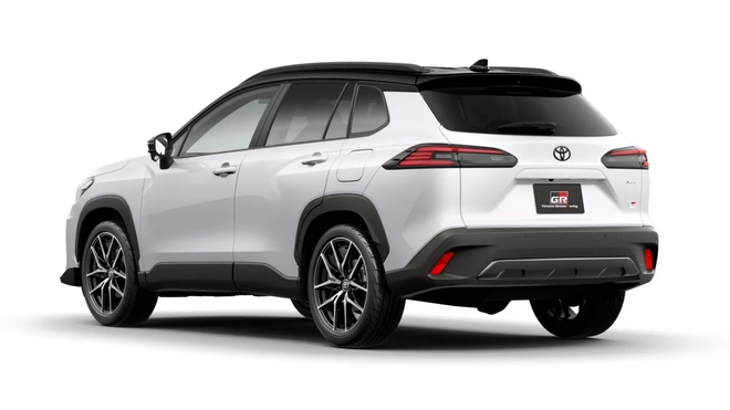 Toyota Corolla Cross 2026 đang hot c&oacute; bộ ảnh thực tế bản GR Sport mới toanh, c&oacute; AWD, fan cứng d&ograve;ng xe n&agrave;y xem xong chắc sẽ nghiền - Ảnh 6.