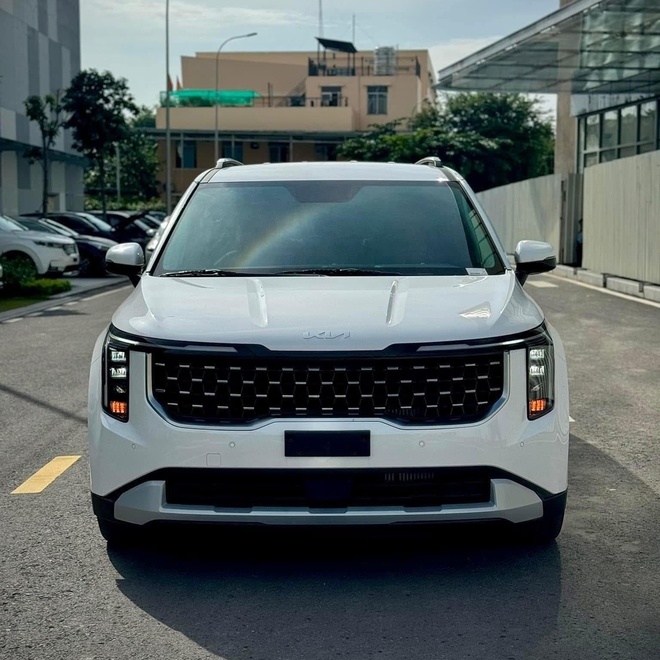 Kia Carnival m&aacute;y dầu giảm tới 80 triệu: Bản ti&ecirc;u chuẩn vẫn đắt hơn Custin cao nhất, nhưng con số n&agrave;y cho thấy người Việt mua xe kh&ocirc;ng chỉ v&igrave; gi&aacute; - Ảnh 7.