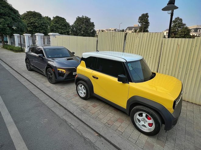 Chủ tiệm Âu phục mua cả VinFast VF 7 và VF 3: ‘Chọn xe như chọn suit, sẽ thêm VF 9 để đủ bộ sưu tập thời trang, thực dụng’ - Ảnh 5.