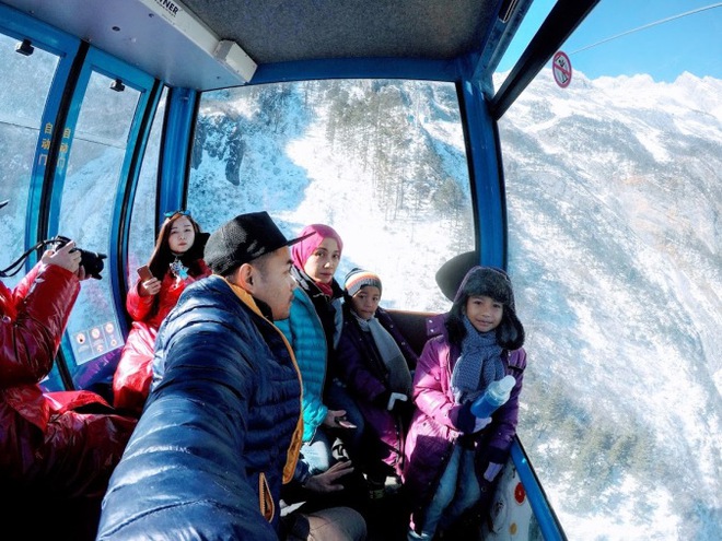 Khách Việt kể chuyện khi đến kỳ quan Trung Quốc, thốt lên một câu: "Không thể thở được!" - Ảnh 8.