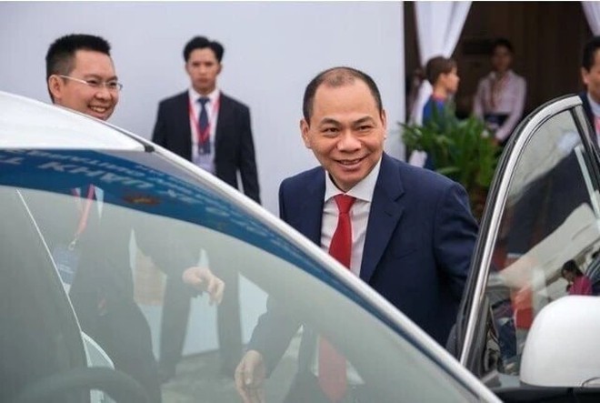 Hãng xe VinFast của tỷ phú Phạm Nhật Vượng quyết tâm mở rộng hệ sinh thái xe điện tại khu vực Đông Nam Á. Hãng xe VinFast của tỷ phú Phạm Nhật Vượng quyết tâm mở rộng hệ sinh thái xe điện tại khu vực Đông Nam Á.