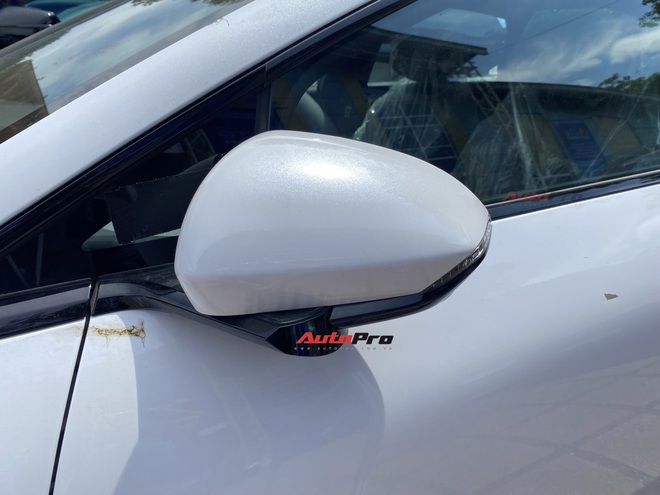 Nissan N7 lần đầu xuất hiện tại Việt Nam: Động cơ điện mạnh 215-268 mã lực, là xe trưng bày, xe hạng D nhưng giá quy đổi ngang Vios - Ảnh 14.