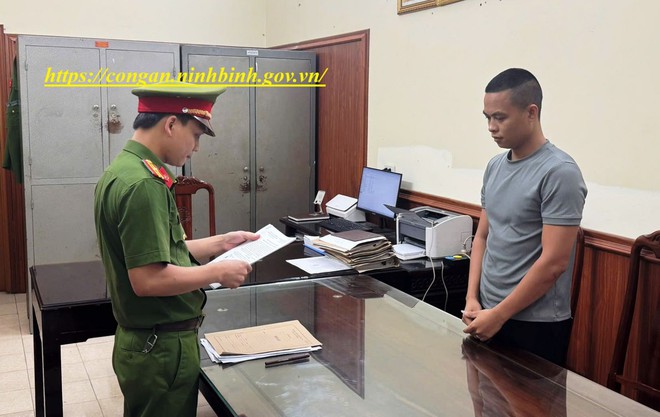 Kiểm tra công ty của giám đốc Trần Đại Phúc và một Tiktoker nổi tiếng, công an thu giữ gì? - Ảnh 1.