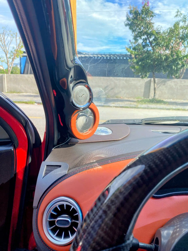 Cận cảnh Chevrolet Spark độ hết 150 triệu đồng: Vô-lăng AMG G63 giá 25 triệu đồng, cửa gió điều hòa Mercedes-Benz 6 triệu, mất 1 năm mới hoàn thành - Ảnh 7.