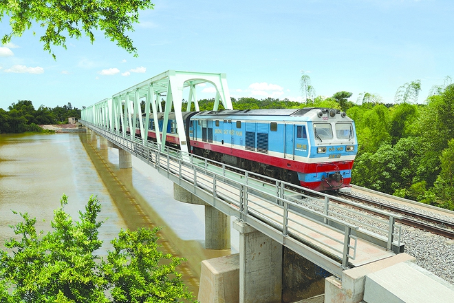 Chuyến tàu dài nhất Việt Nam là "chuyến tàu đẹp nhất hành tinh", du khách nhận xét: Phải đi 1 lần trong đời! - Ảnh 10. Chuyến tàu dài nhất Việt Nam là "chuyến tàu đẹp nhất hành tinh", du khách nhận xét: Phải đi 1 lần trong đời! - Ảnh 10.