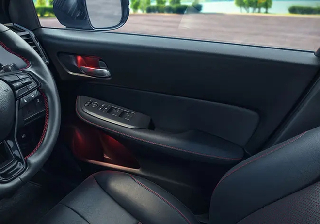 Honda City th&ecirc;m bản mới: Gần giống RS, th&ecirc;m đ&egrave;n nội thất, CarPlay kh&ocirc;ng d&acirc;y, về Việt Nam c&oacute; thể gi&agrave;nh th&ecirc;m kh&aacute;ch của Vios, Accent - Ảnh 13.