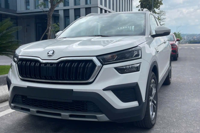 Ảnh thực tế 2 bản Skoda Kushaq tại Việt Nam: Giá dự kiến từ dưới 600 triệu đồng, ra mắt tháng này cạnh tranh Xforce, Creta - Ảnh 4.