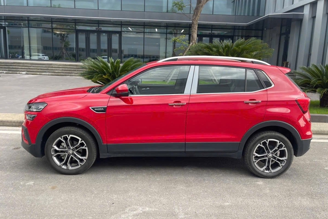Ảnh thực tế 2 bản Skoda Kushaq tại Việt Nam: Giá dự kiến từ dưới 600 triệu đồng, ra mắt tháng này cạnh tranh Xforce, Creta - Ảnh 7.