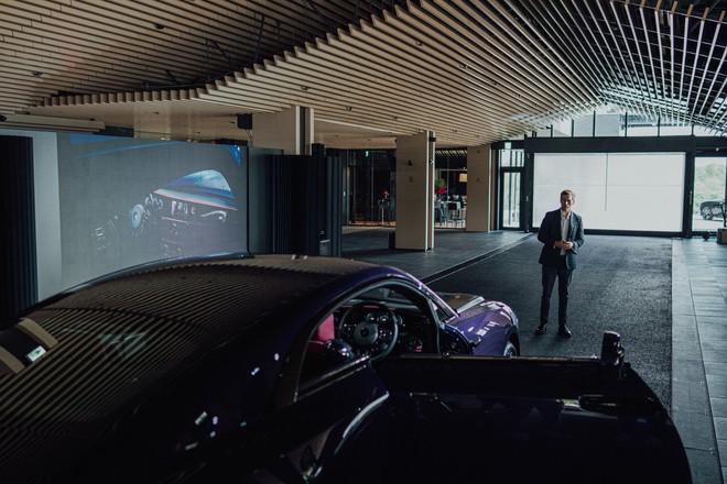 Tôi lái Rolls-Royce Spectre trên đường đua Nhật: Trải nghiệm ‘dễ dàng’ mà giàu cảm xúc - Ảnh 6.