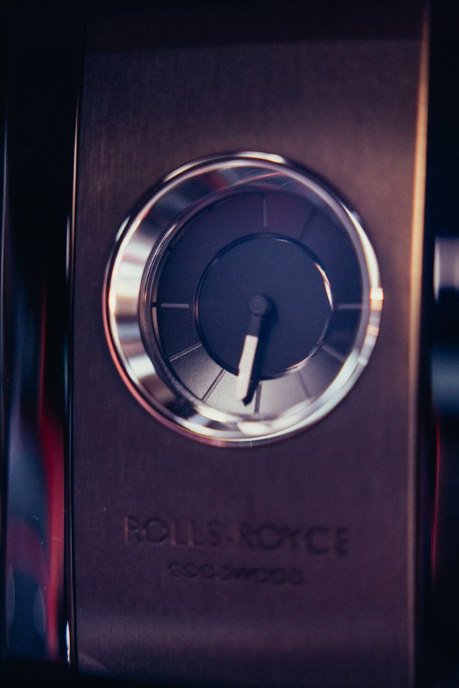 Tôi lái Rolls-Royce Spectre trên đường đua Nhật: Trải nghiệm ‘dễ dàng’ mà giàu cảm xúc - Ảnh 33.