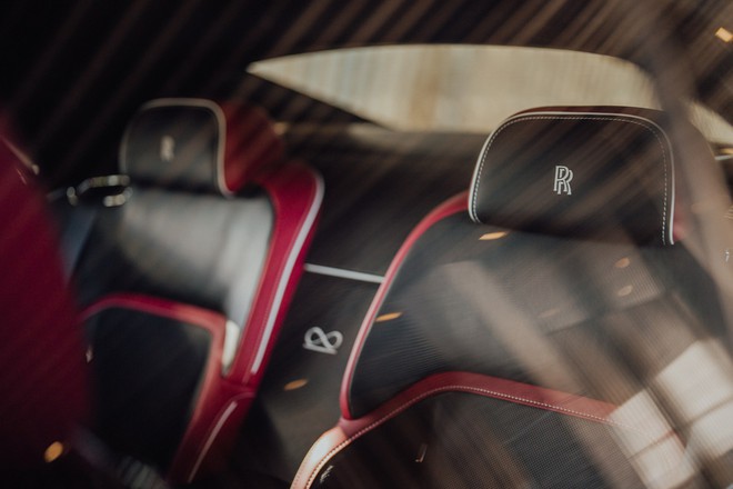 Tôi lái Rolls-Royce Spectre trên đường đua Nhật: Trải nghiệm ‘dễ dàng’ mà giàu cảm xúc - Ảnh 31.