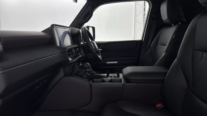 Toyota Land Cruiser Prado th&ecirc;m bản mới hợp d&acirc;n c&ocirc;ng tr&igrave;nh, người m&ecirc; độ: Chỉ 2 chỗ, cốp si&ecirc;u lớn, động cơ hybrid nhẹ - Ảnh 8.