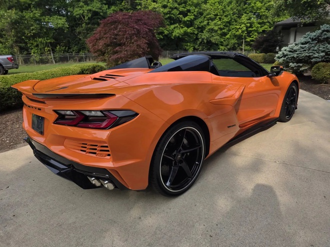 Chevrolet Corvette bản hybrid hiệu suất cao khiến bao người 'chưng hửng' về độ mất giá: Vừa chạy 180km đã 'bay' gần 800 triệu đồng - Ảnh 4.