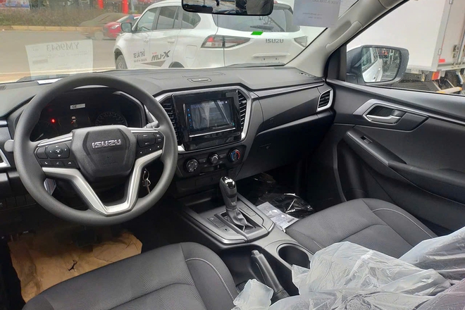 Isuzu D-Max dọn kho giảm 100 triệu đồng tại đại lý: Bản AT còn hơn 580 triệu, giá rẻ cho 'dân cày' không quan trọng mẫu mã - Ảnh 7.