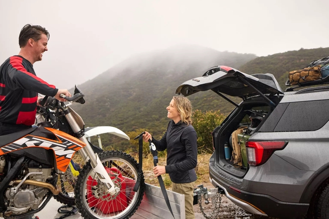 Ford Explorer 2026 thêm bản 'off-road đỉnh nhất từ trước đến nay': Ngoại hình hầm hố hơn, một loạt 'đồ chơi' quăng quật địa hình, mạnh tới 400 mã lực - Ảnh 4.