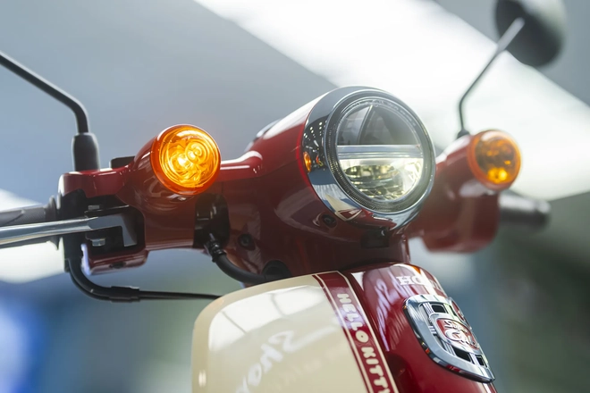 Honda Super Cub bản giới hạn được đưa về Việt Nam - Ảnh 4.