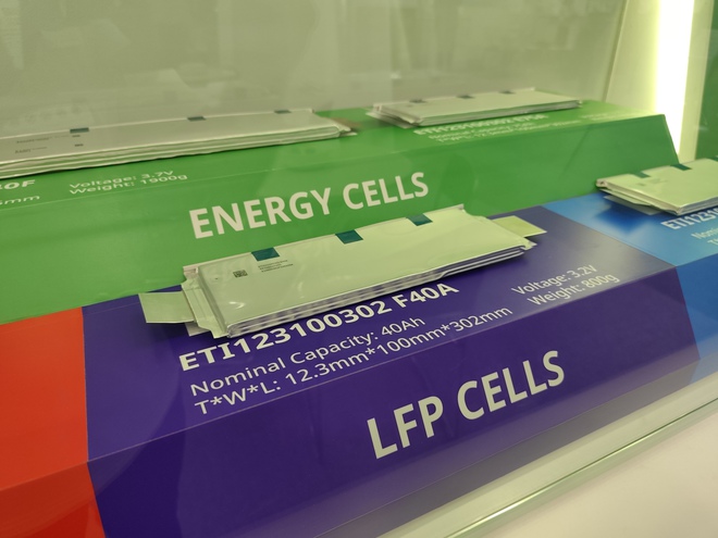 Đang 'trình diễn' ở Việt Nam hãng làm pin cho xe 'Rolls-Royce của người Nga' mà ông Putin sử dụng - Ảnh 4.