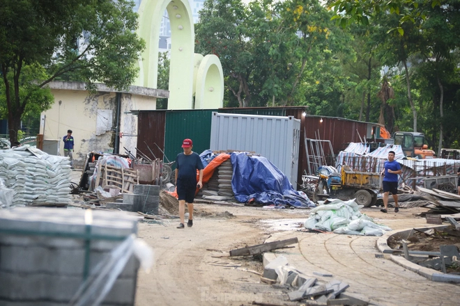 Hiện trạng hai công viên được ‘hồi sinh’ tại Hà Nội - Ảnh 9.