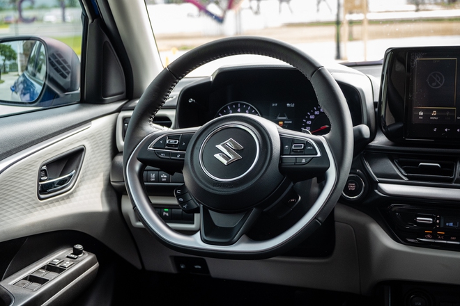 Suzuki Swift 2025 ra mắt Việt Nam: Giá 569 triệu, máy hybrid, 6 tính năng ADAS, đấu Mazda2 hatchback - Ảnh 13.