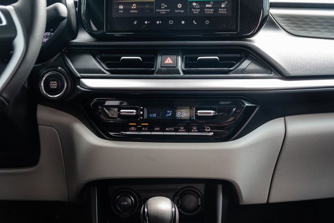 Suzuki Swift 2025 ra mắt Việt Nam: Giá 569 triệu, máy hybrid, 6 tính năng ADAS, đấu Mazda2 hatchback - Ảnh 16.