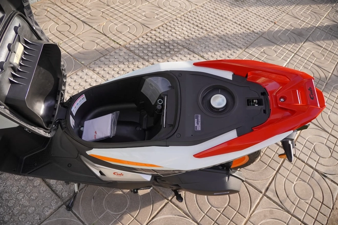 Cận cảnh Honda Vario bản giới hạn Repsol vừa về Việt Nam - Ảnh 6.