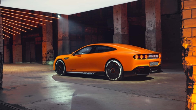 Mercedes-AMG GT đời mới này gắn loa ở đèn pha để giả một thứ tiếng mà fan xe xăng yêu thích - Ảnh 6.